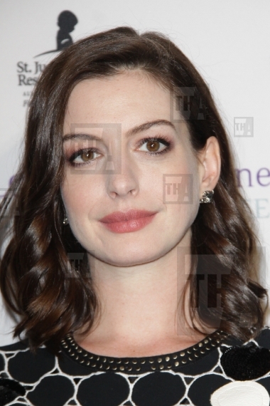 Anne Hathaway 