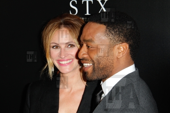 Julia Roberts and Chiwetel Ejiofor