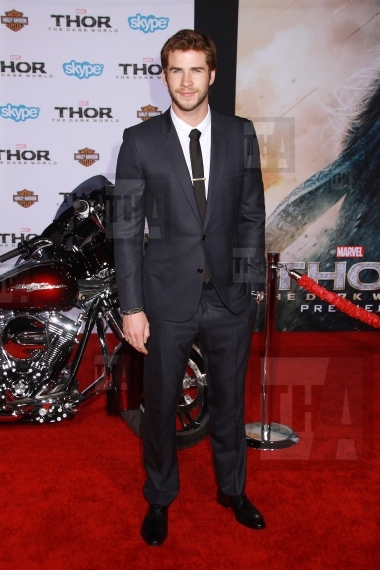 Liam Hemsworth 
11/04/2013 "Thor: The D 