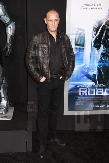 Alan O'Neill 
02/10/2014 "Robocop" Prem 