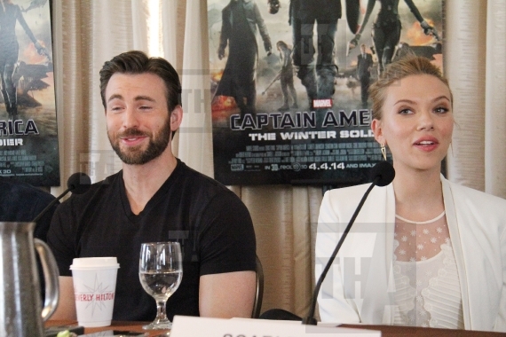 Chris Evans, Scarlett Johansson 
03/12/2014 