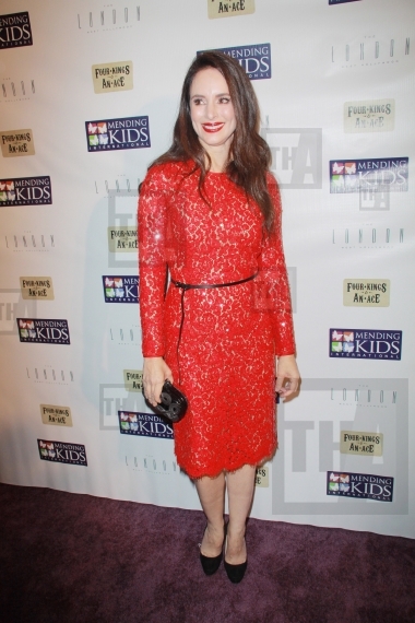 Madeleine Stowe
12/01/2012 The Mending 