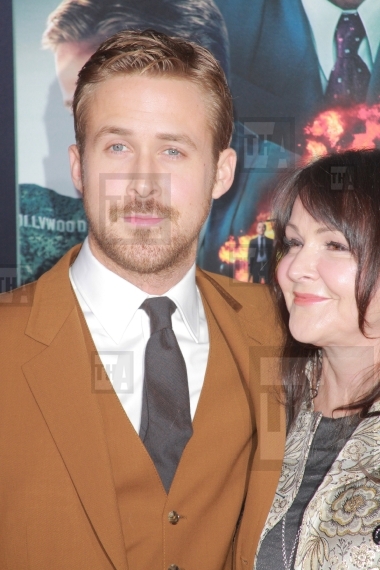 Ryan Gosling, Donna Gosling
01/07/2013 