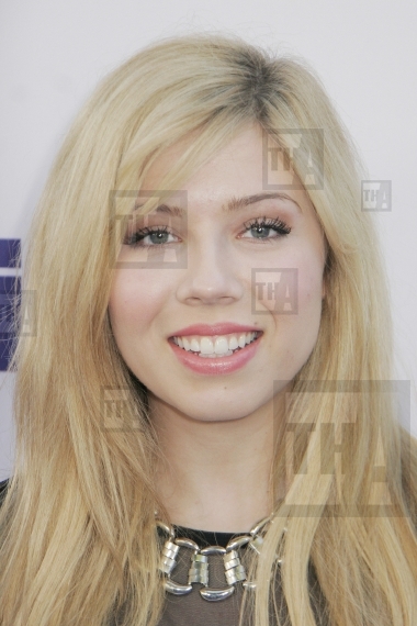 Jennette McCurdy 
07/23/2013 "The To Do