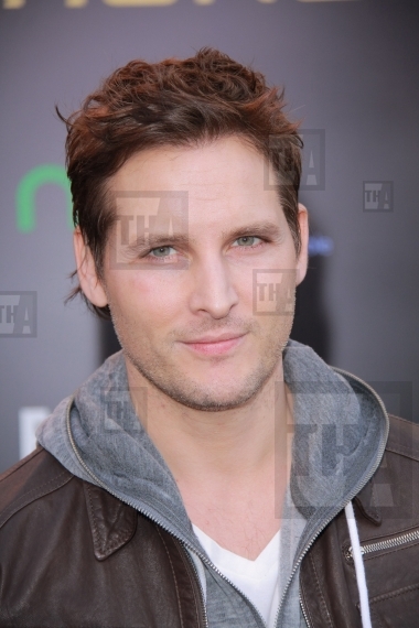 Peter Facinelli
03/12/2012 "The Hunger 