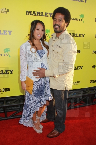 Robert Marley, Ashley Marley
04/17/2012