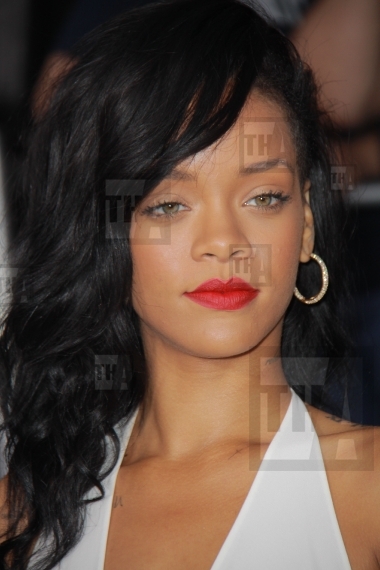 Rihanna
05/10/2012 "Battleship" Premier