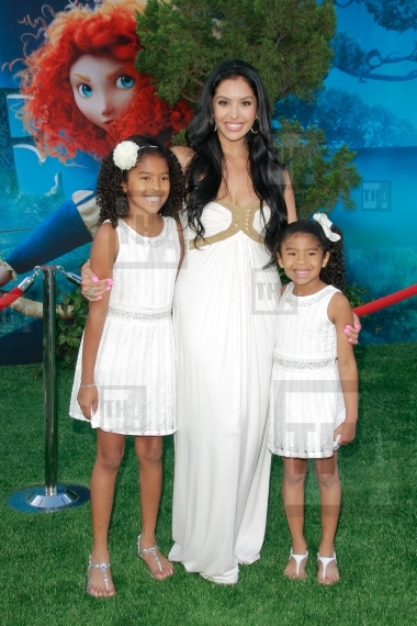 Vanessa Bryant and daughters