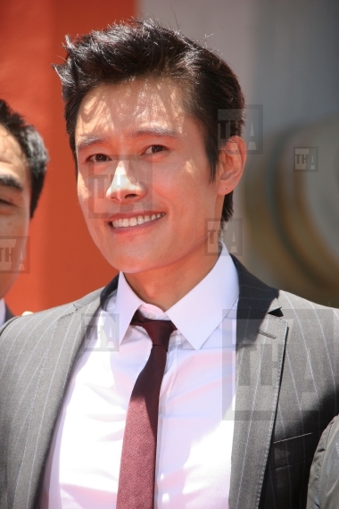 Lee Byong-Hun
06/23/2012 The Look East 