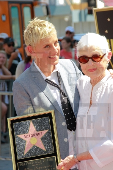 Ellen DeGeneres and her mother Betty DeGeneres