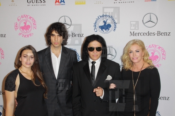Gene Simmons, Shannon Tweed, Nick Simmons and Sophie Simmons