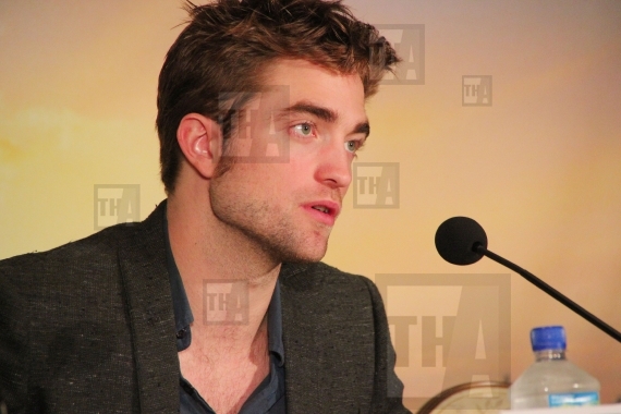 Robert Pattinson
11/01/2012 "The Twilig